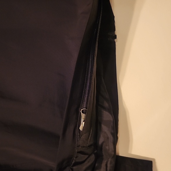 Tumi T-Tech Men's Black Jacket - Picture 7 of 10